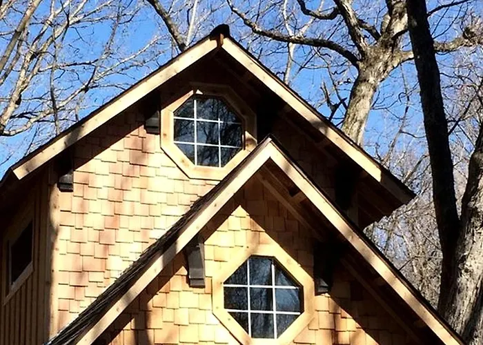 Tree House For Six With Panoramic Forest Views In Nauvoo, Illinois Holiday home Nauvoo